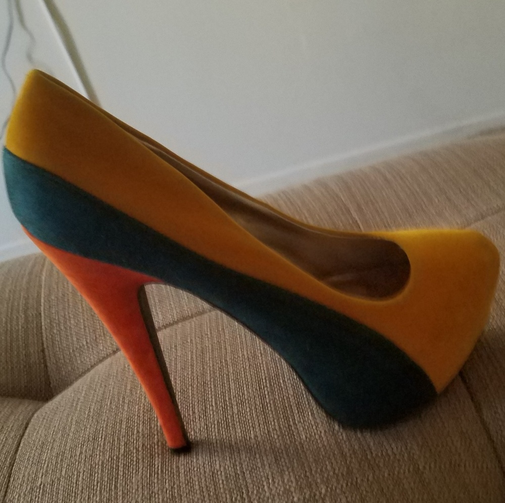 Mustard Shoes